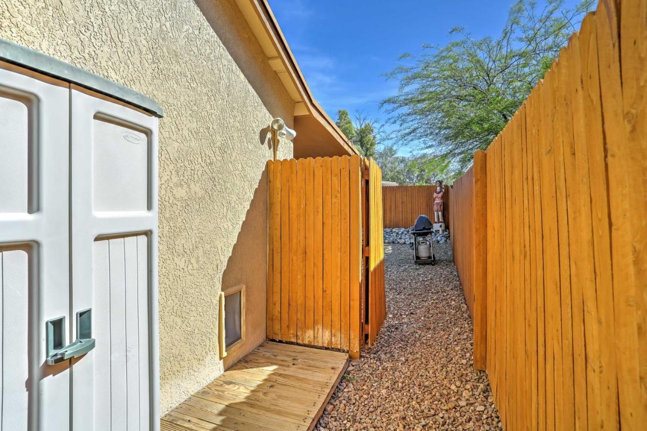East Tucson House With Private Backyard And Fire Pit Villa Exterior photo